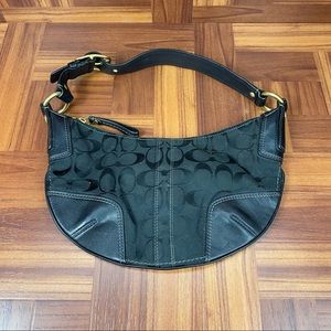 COACH HANDBAG Black Used Good Condition! Zoe